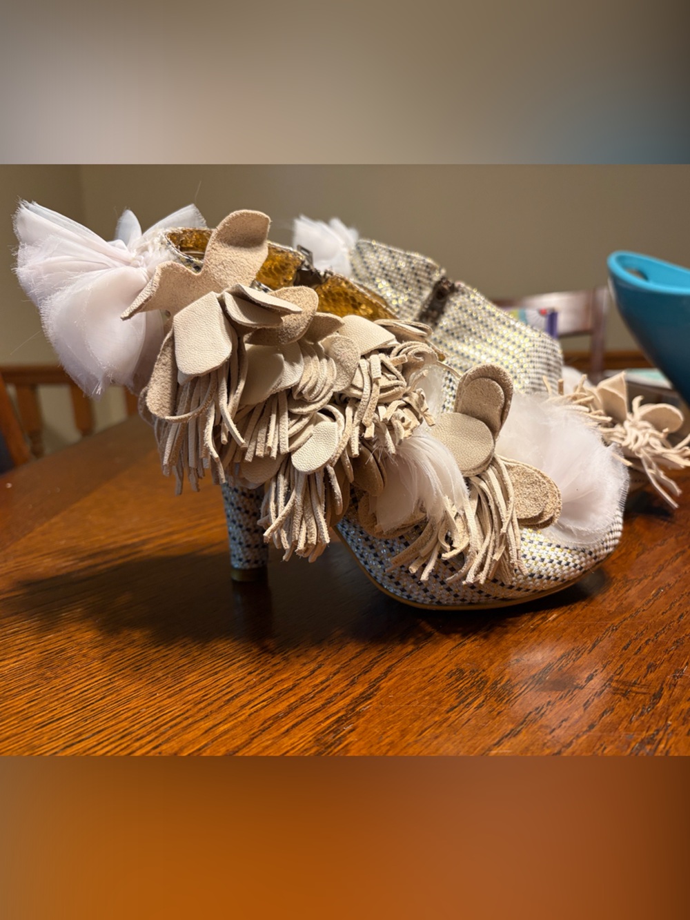 Irregular Choice Firefly size 39/8 white/gold